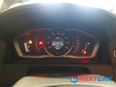 Zdjęcie 9 z 14 samochodu: 2015 VOLVO XC60 T5 VIN:YV440MDJ8F2682020 - miniatura