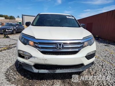 Piąte zdjęcie samochodu w środku: 2016 HONDA PILOT LX VIN:5FNYF5H12GB036263 - miniatura