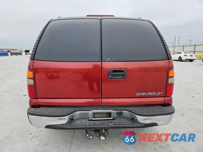 Zdjęcie 6 z 13 samochodu: 2002 CHEVROLET TAHOE C1500 VIN:1GNEC13V22R181571 - miniatura