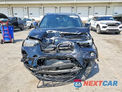 Piąte zdjęcie samochodu w środku: 2019 BMW X1 SDRIVE28I VIN:WBXHU7C56K3H46645 - miniatura