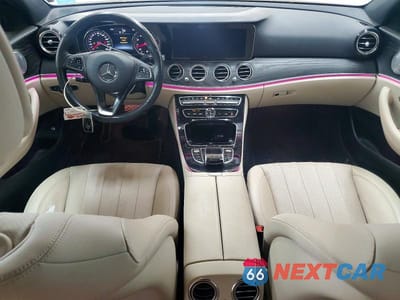 Zdjęcie 8 z 12 samochodu: 2017 MERCEDES-BENZ E 300 VIN:WDDZF4JB8HA050914 - miniatura