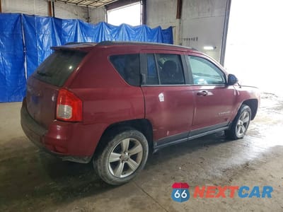Trzecie zdjęcie samochodu z tyłu: 2013 JEEP COMPASS VIN:1C4NJDBB4DD262949 - miniatura