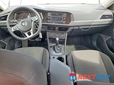 Zdjęcie 8 z 12 samochodu: 2021 VOLKSWAGEN JETTA S VIN:3VWC57BU5MM050836 - miniatura