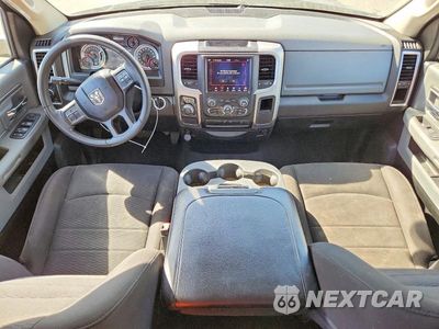 Zdjęcie 8 z 11 samochodu: 2020 RAM 1500 CLASSIC WARLOCK VIN:1C6RR6GG3LS154012 - miniatura