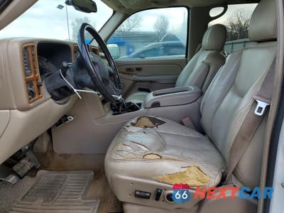 Zdjęcie 7 z 13 samochodu: 2005 CHEV SUBURBAN K1500 VIN:3GNFK16Z75G158863 - miniatura
