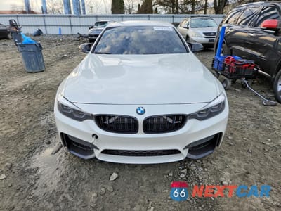 Piąte zdjęcie samochodu w środku: 2020 BMW M4 VIN:WBS4Z9C08L5P19410 - miniatura