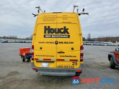 Zdjęcie 6 z 12 samochodu: 2011 MERCEDES-BENZ SPRINTER 2500 VIN:WD3PE7CC9B5584817 - miniatura