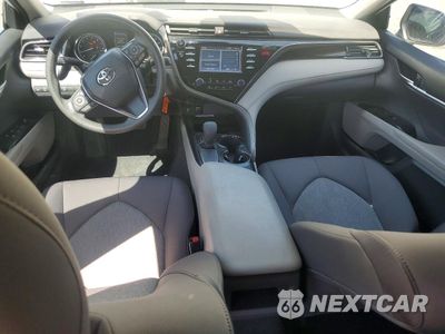 Zdjęcie 8 z 12 samochodu: 2019 TOYOTA CAMRY LE VIN:4T1B11HK1KU290046 - miniatura