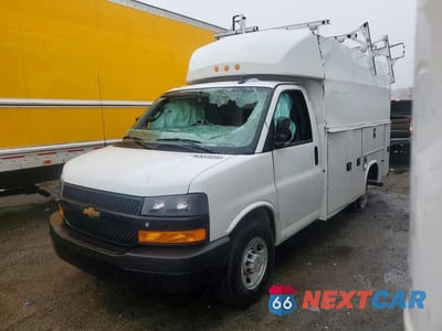 2024 CHEVROLET EXPRESS UTILITY / SERVICE TRUCK 1GB0GRFP3R1177884 - główne zdjęcie licytacji z USA - miniatura