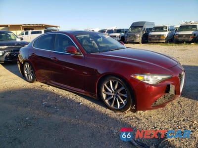 Czwarte zdjęcie samochodu z boku: 2017 ALFA ROMEO GIULIA TI VIN:ZARFAECN8H7558599 - miniatura