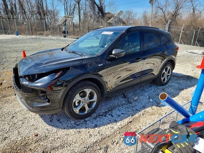 2025 FORD ESCAPE ST LINE 1FMCU9MN6SUA84277 - główne zdjęcie licytacji z USA - miniatura
