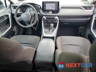 Zdjęcie 8 z 11 samochodu: 2021 TOYOTA RAV4 HYBRID LE VIN:4T3LWRFV8MU039939 - miniatura