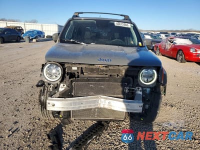 Piąte zdjęcie samochodu w środku: 2021 JEEP RENEGADE LATITUDE VIN:ZACNJDB15MPM12072 - miniatura