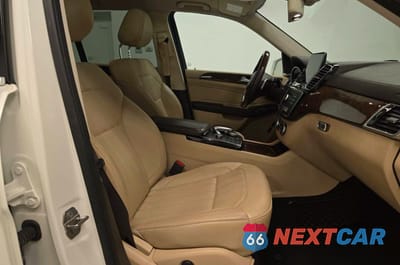 Piąte zdjęcie samochodu w środku: 2018 MERCEDES-BENZ GLS 450 4MATIC VIN:4JGDF6EEXJB090833 - miniatura