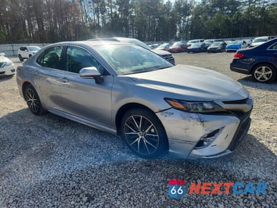 Czwarte zdjęcie samochodu z boku: 2024 TOYOTA CAMRY SE VIN:4T1G11AK7RU215930 - miniatura