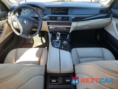 Zdjęcie 8 z 12 samochodu: 2013 BMW 528 XI VIN:WBAXH5C59DDW14326 - miniatura
