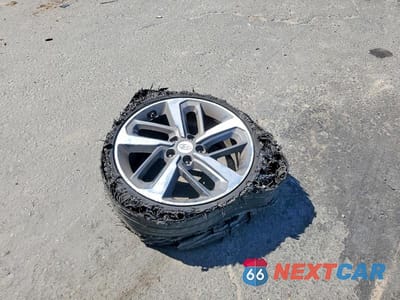 Zdjęcie 13 z 14 samochodu: 2021 HYUNDAI KONA LIMITED VIN:KM8K33A52MU608298 - miniatura