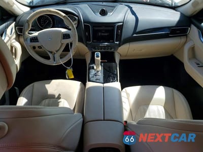 Zdjęcie 8 z 13 samochodu: 2019 MASERATI LEVANTE VIN:ZN661XUA3KX328038 - miniatura