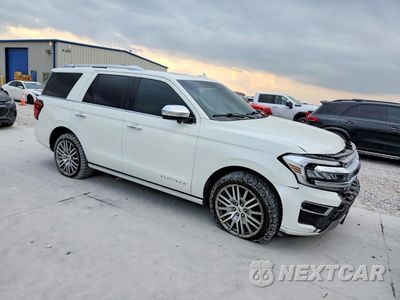 Czwarte zdjęcie samochodu z boku: 2022 FORD EXPEDITION PLATINUM VIN:1FMJU1MT5NEA17756 - miniatura