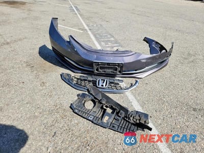 Zdjęcie 12 z 12 samochodu: 2015 HONDA CIVIC LX VIN:19XFB2F58FE262383 - miniatura