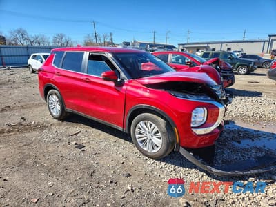 Czwarte zdjęcie samochodu z boku: 2024 MITSUBISHI OUTLANDER ES VIN:JA4J4UA81RZ028073 - miniatura