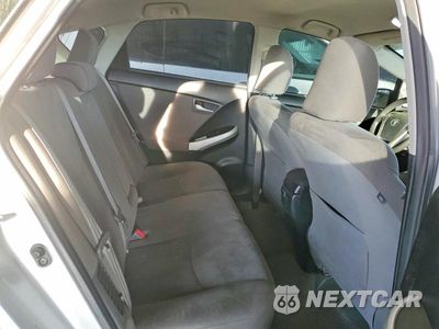 Zdjęcie 10 z 11 samochodu: 2013 TOYOTA PRIUS TWO VIN:JTDKN3DU2D0351345 - miniatura