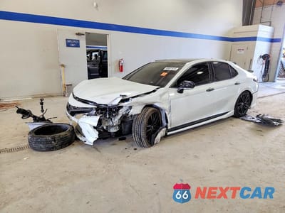 2023 TOYOTA CAMRY XSE V6 4T1KZ1AK4PU078915 - główne zdjęcie licytacji z USA - miniatura