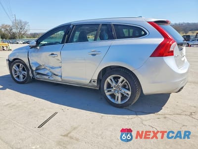 Drugie zdjęcie samochodu z przodu: 2015 VOLVO V60 PREMIER VIN:YV140MEB7F1201054 - miniatura