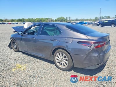Drugie zdjęcie samochodu z przodu: 2022 TOYOTA CAMRY LE VIN:4T1C11AK7NU047120 - miniatura
