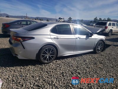 Trzecie zdjęcie samochodu z tyłu: 2022 TOYOTA CAMRY SE VIN:4T1G11BK9NU049239 - miniatura
