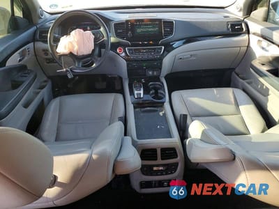 Zdjęcie 8 z 13 samochodu: 2020 HONDA PILOT TOURING VIN:5FNYF5H68LB019425 - miniatura