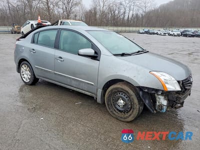 Czwarte zdjęcie samochodu z boku: 2011 NISSAN SENTRA 2.0 VIN:3N1AB6AP0BL665714 - miniatura
