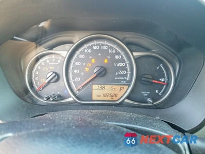 Zdjęcie 9 z 12 samochodu: 2017 TOYOTA YARIS 5-DOOR L VIN:VNKKTUD30HA081509 - miniatura