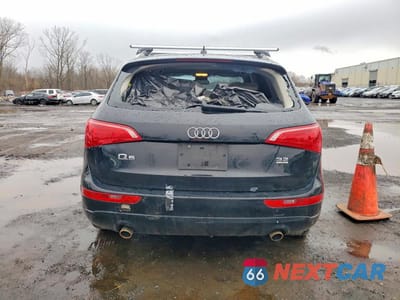 Zdjęcie 6 z 12 samochodu: 2010 AUDI Q5 VIN:WA1CKAFP2AA080053 - miniatura