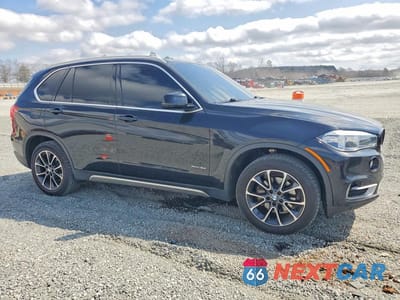 Czwarte zdjęcie samochodu z boku: 2018 BMW X5 XDRIVE35I VIN:5UXKR0C56JL077346 - miniatura