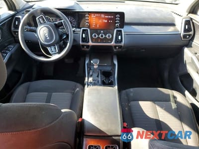 Zdjęcie 8 z 13 samochodu: 2023 KIA SORENTO LX VIN:5XYRGDLC3PG178893 - miniatura