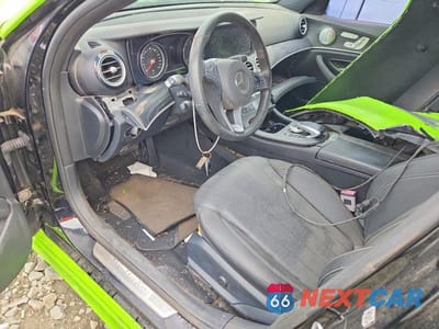 Zdjęcie 8 z 11 samochodu: 2018 MERCEDES-BENZ E 300 4MATIC VIN:WDDZF4KBXJA453359 - miniatura