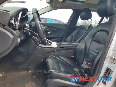 Zdjęcie 7 z 11 samochodu: 2016 MERCEDES-BENZ C 300 4MATIC VIN:55SWF4KB2GU143556 - miniatura