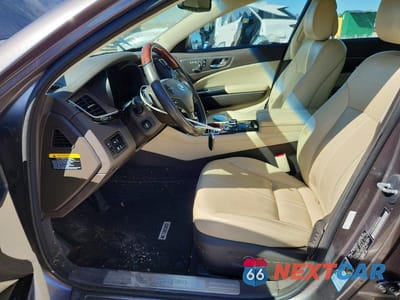 Zdjęcie 7 z 11 samochodu: 2016 KIA K900 LUXURY V6 VIN:KNALU4D36G6031481 - miniatura