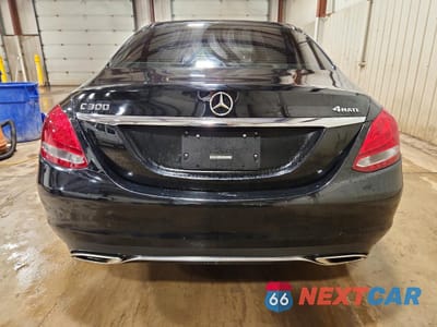 Zdjęcie 6 z 13 samochodu: 2017 MERCEDES-BENZ C 300 4MATIC VIN:55SWF4KB7HU227583 - miniatura