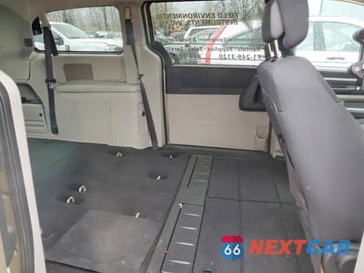 Zdjęcie 11 z 13 samochodu: 2010 DODGE GRAND CARAVAN SE VIN:2D4RN4DE9AR303620 - miniatura