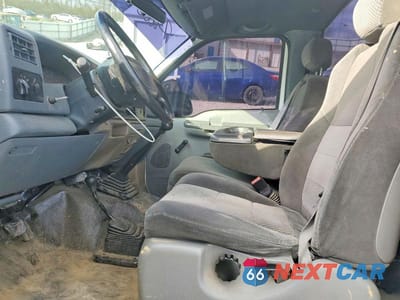 Zdjęcie 7 z 11 samochodu: 2004 FORD F250 SUPER DUTY VIN:1FTNF21L14EC59839 - miniatura