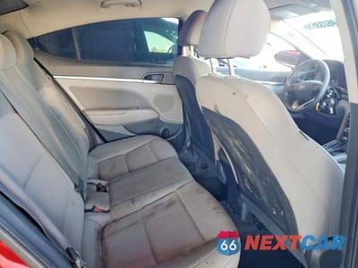 Zdjęcie 10 z 13 samochodu: 2019 HYUNDAI ELANTRA SEL VIN:KMHD84LF2KU767082 - miniatura
