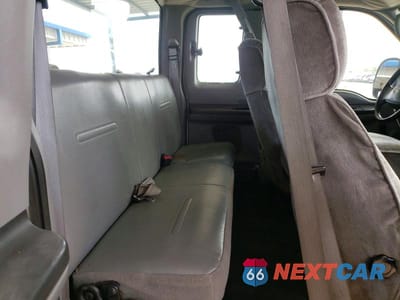Zdjęcie 10 z 12 samochodu: 2005 FORD F250 SUPER DUTY VIN:1FTSX20565EA88641 - miniatura