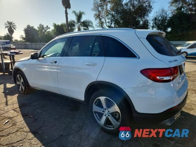 Drugie zdjęcie samochodu z przodu: 2019 MERCEDES-BENZ GLC 300 VIN:WDC0G4JB7HF122571 - miniatura