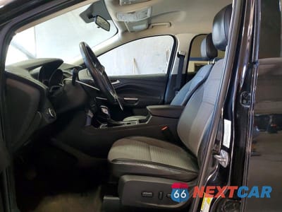 Zdjęcie 7 z 14 samochodu: 2019 FORD ESCAPE SE VIN:1FMCU9GD0KUA16186 - miniatura