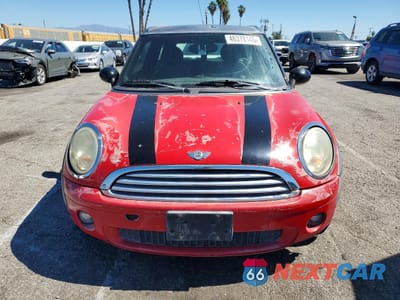 Piąte zdjęcie samochodu w środku: 2008 MINI COOPER CLUBMAN VIN:WMWML33548TN66588 - miniatura