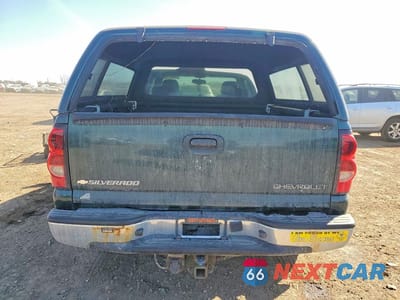 Zdjęcie 6 z 11 samochodu: 2005 CHEVROLET SILVERADO K1500 VIN:2GCEK19B151348606 - miniatura