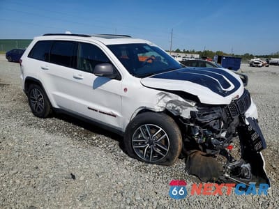 Czwarte zdjęcie samochodu z boku: 2021 JEEP GRAND CHEROKEE TRAILHAWK VIN:1C4RJFLT7MC685230 - miniatura
