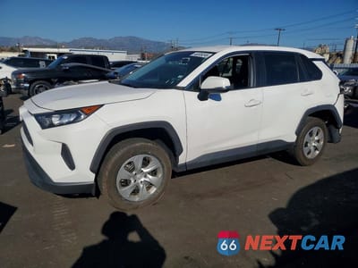 2022 TOYOTA RAV4 LE 2T3K1RFV2NC188439 - główne zdjęcie licytacji z USA - miniatura